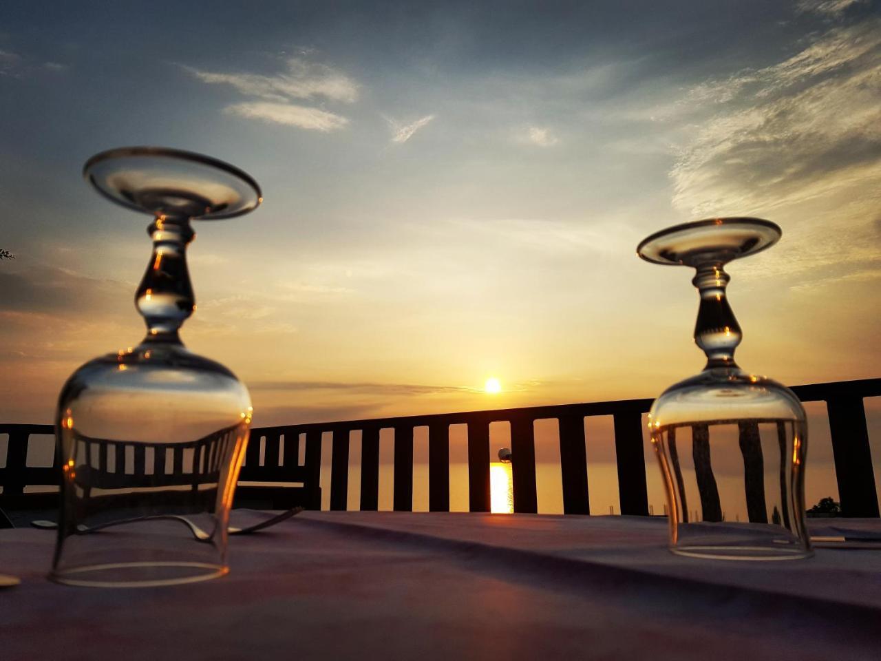 San Carlo - Terrazzo Sul Mare Con Ristorante E Pizzeria Bed and Breakfast Zambrone Buitenkant foto