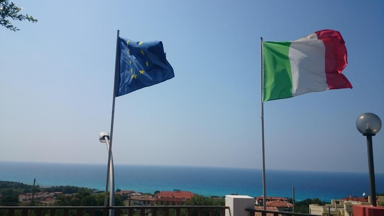 San Carlo - Terrazzo Sul Mare Con Ristorante E Pizzeria Bed and Breakfast Zambrone Buitenkant foto
